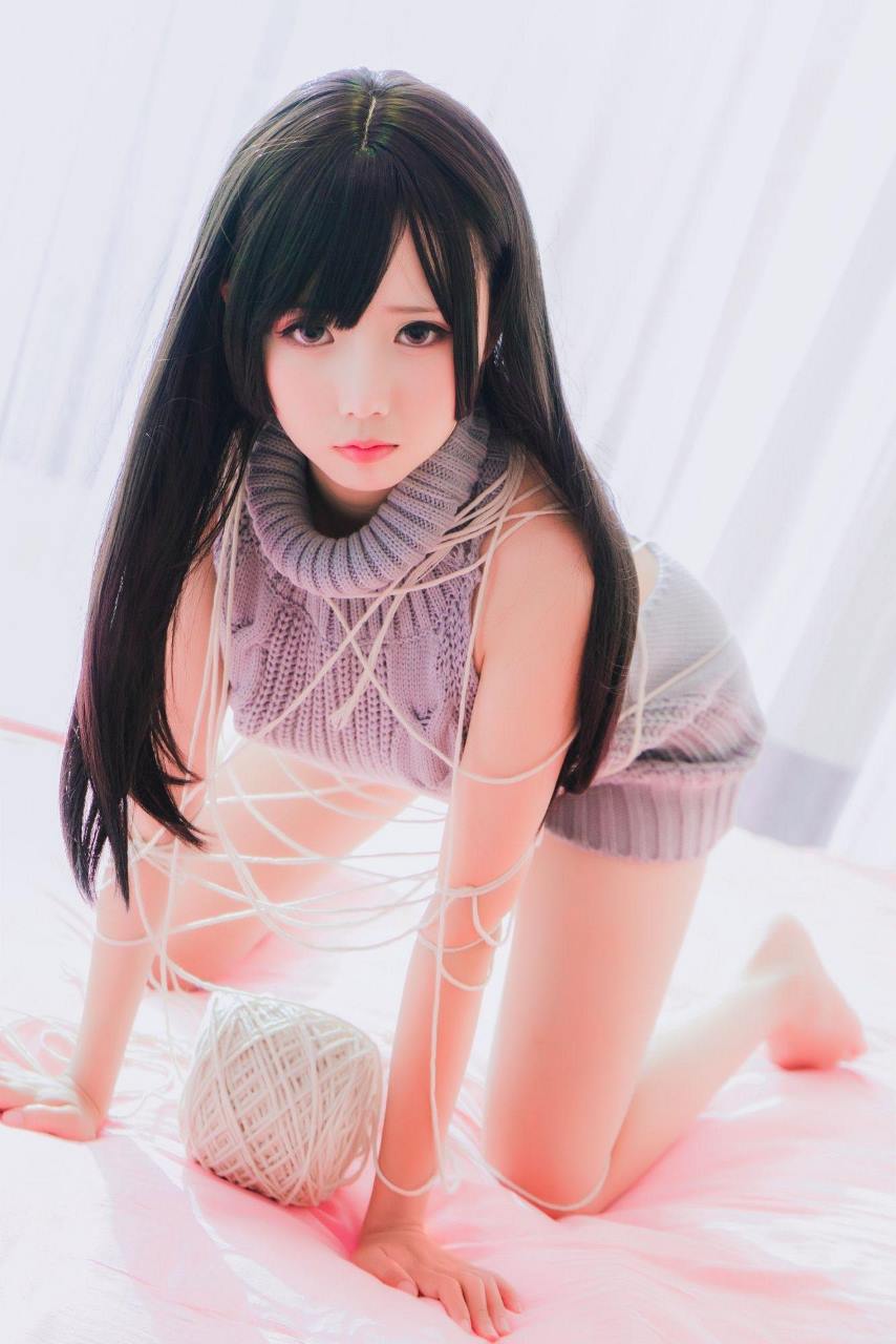 图库-Coser 面餅仙兒 ( 露背毛衣 ) - (41P)